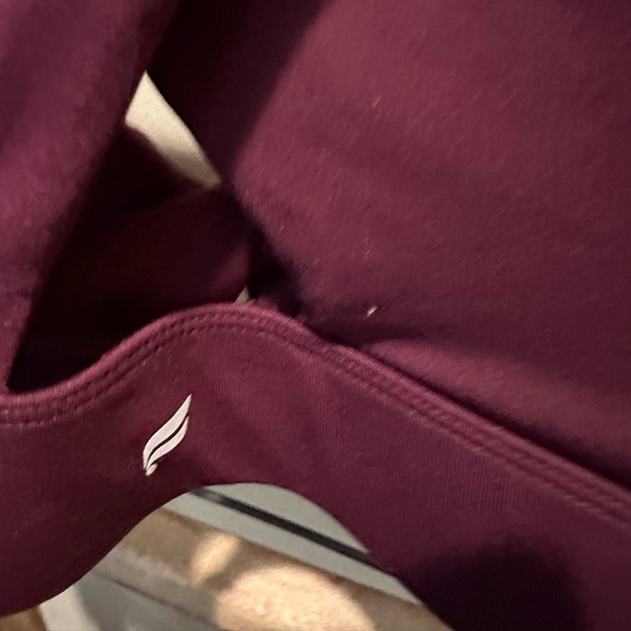 Fabletics Oasis Twist Sports Bra - Picture 5 of 5